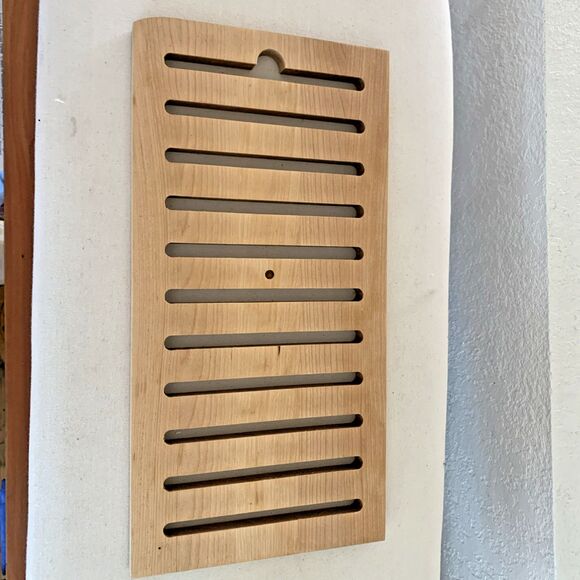 Rare ZWILLING J.A HENCKELS wood Bread  Board New - Picture 6 of 6